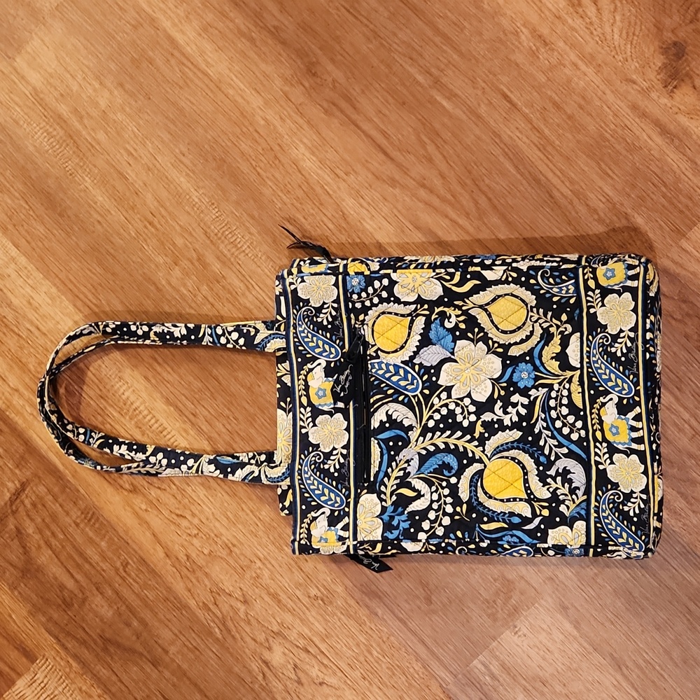 Vera Bradley TSA checkpoint friendly laptop  bag Ellie Blue Elephant print